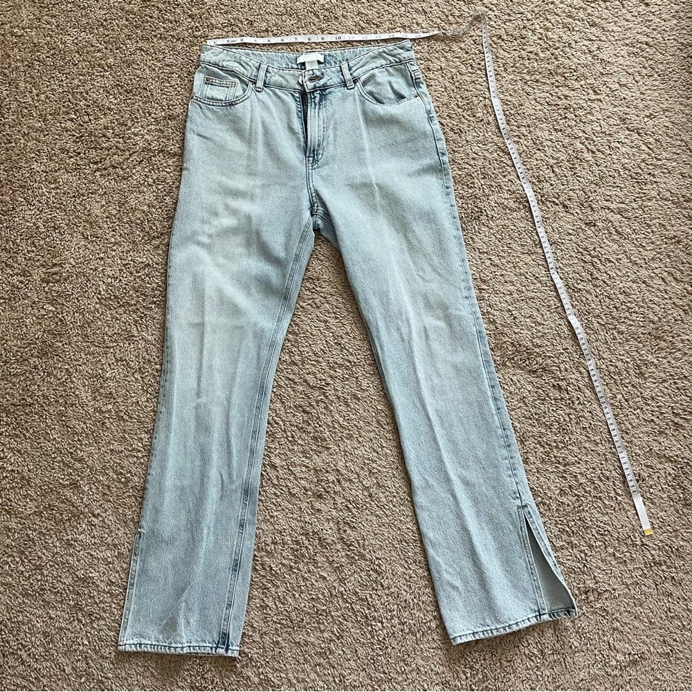 H&M light wash denim jean split hem